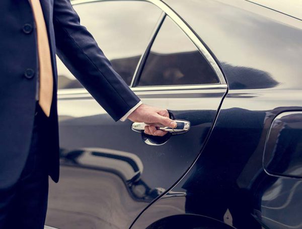 chauffeur service dubai