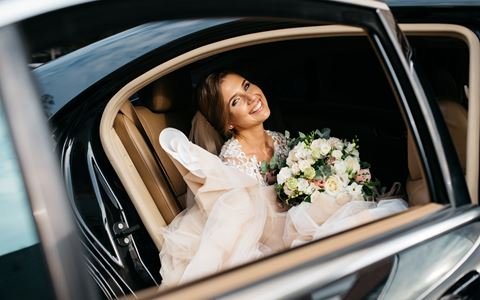 This image shown that How to Choose the Perfect Wedding Car