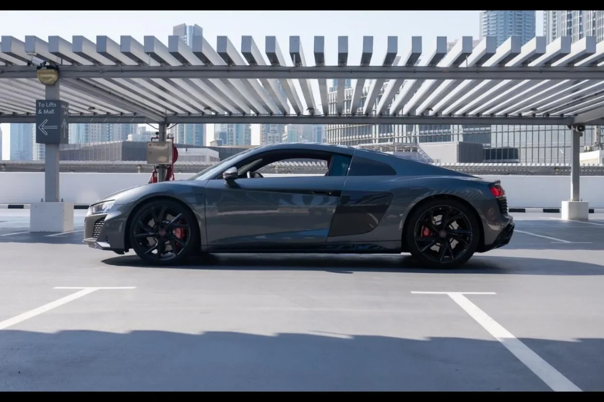 Audi R8 Coupe Performance V10 (3)