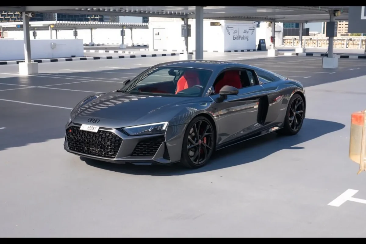 Audi R8 Coupe Performance V10 (6)
