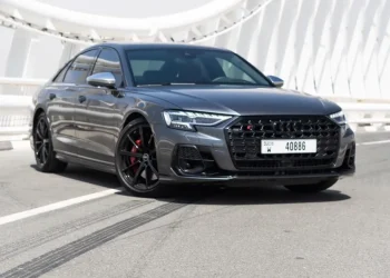 Audi S8 (5)