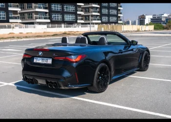 BMW M4 Competition Convertible (4)