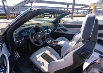 BMW M4 Competition Convertible (7)