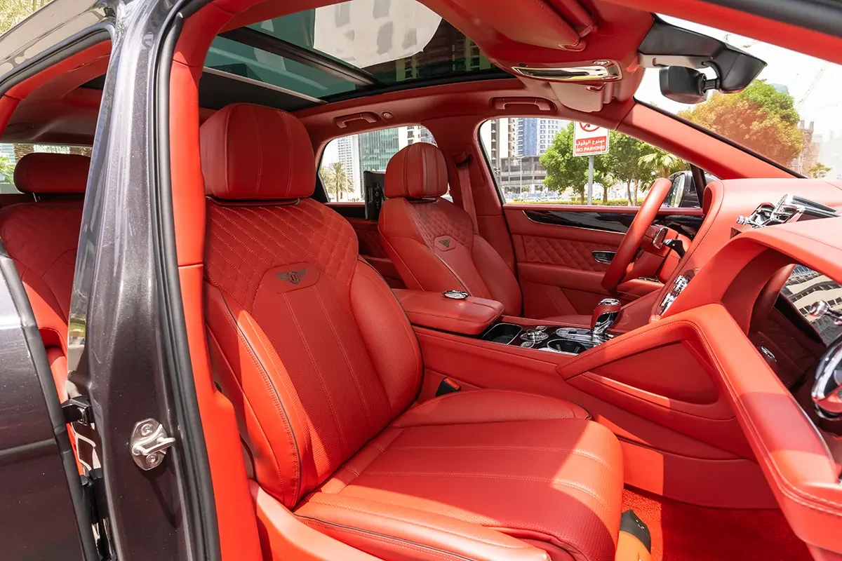 Bentley Bentayga - 2022 img (8)