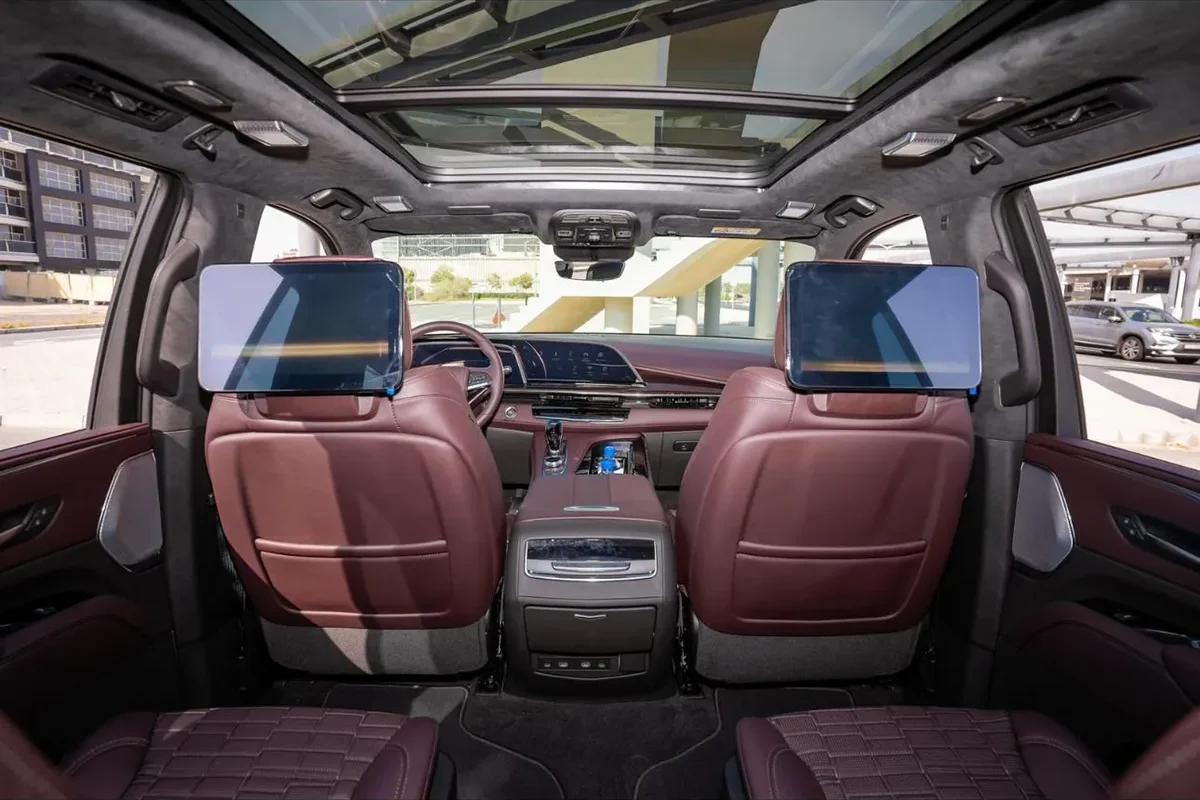 Cadillac Escalade Platinum (5)