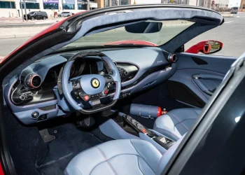 Ferrari F8 Tributo Spider (2)