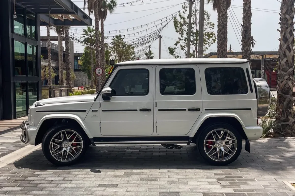 G63 White (5)