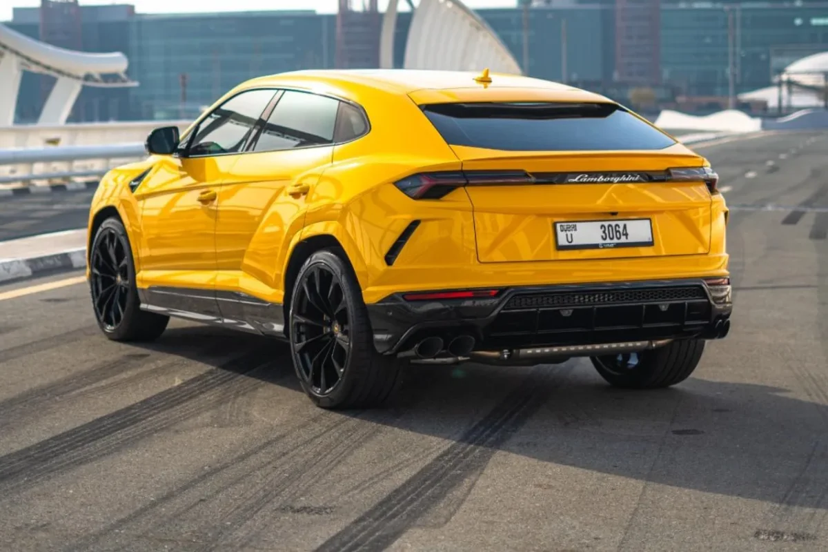Lamborghini Urus (2)