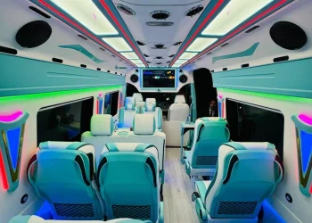 Mercedes Benz Maybach view