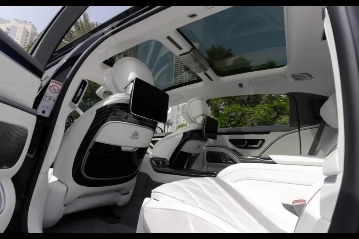 Mercedes Maybach S680 (2)