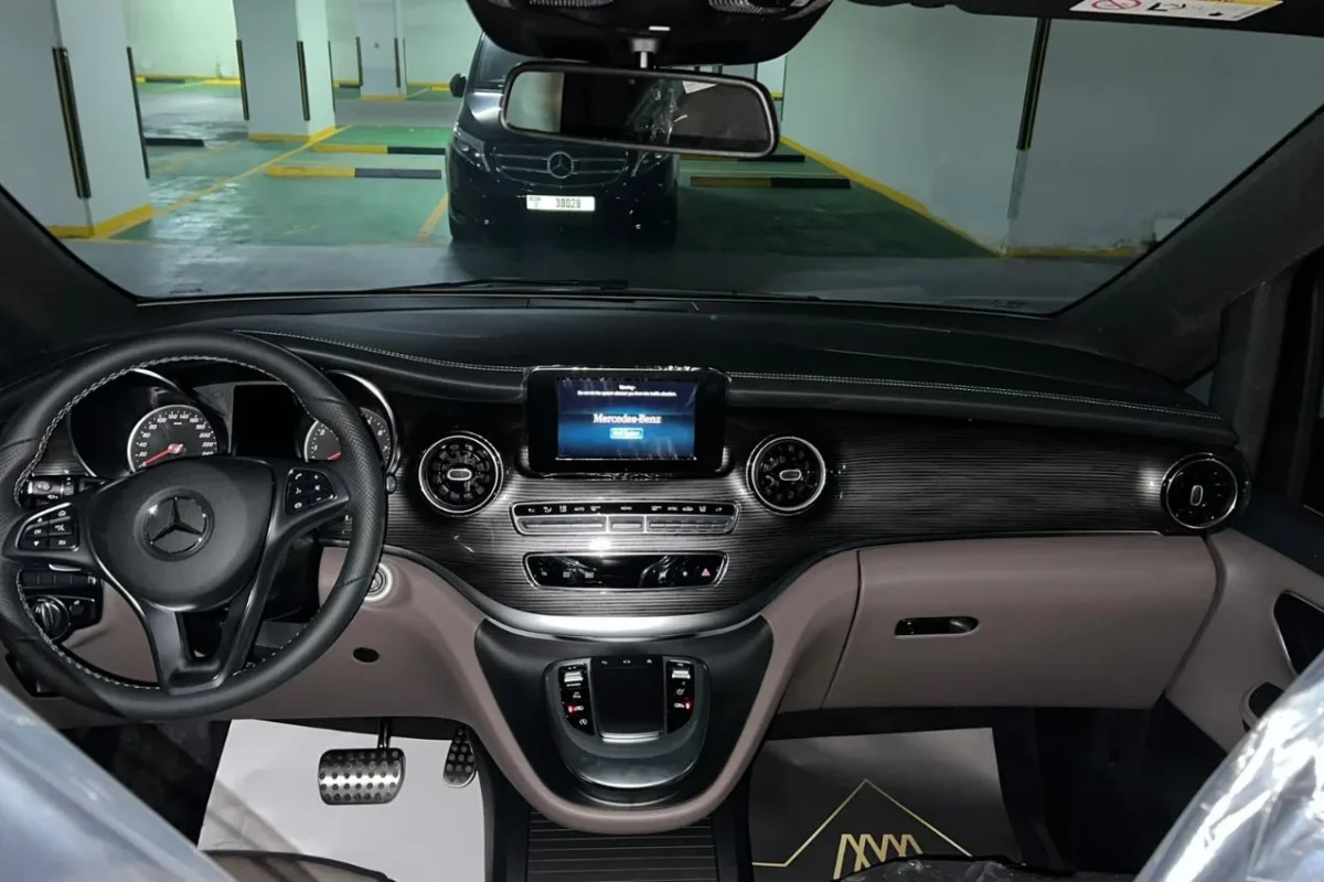 Mercedes V CLASS (1)